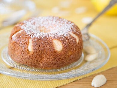 Orangen-Mandel-Gugelhupf Arbeitszeit 1 Std. 25 Min.Einkochzeit 30 Min. 4 WECK-Gläser in Gugelhupfform à 450 ml Inhalt