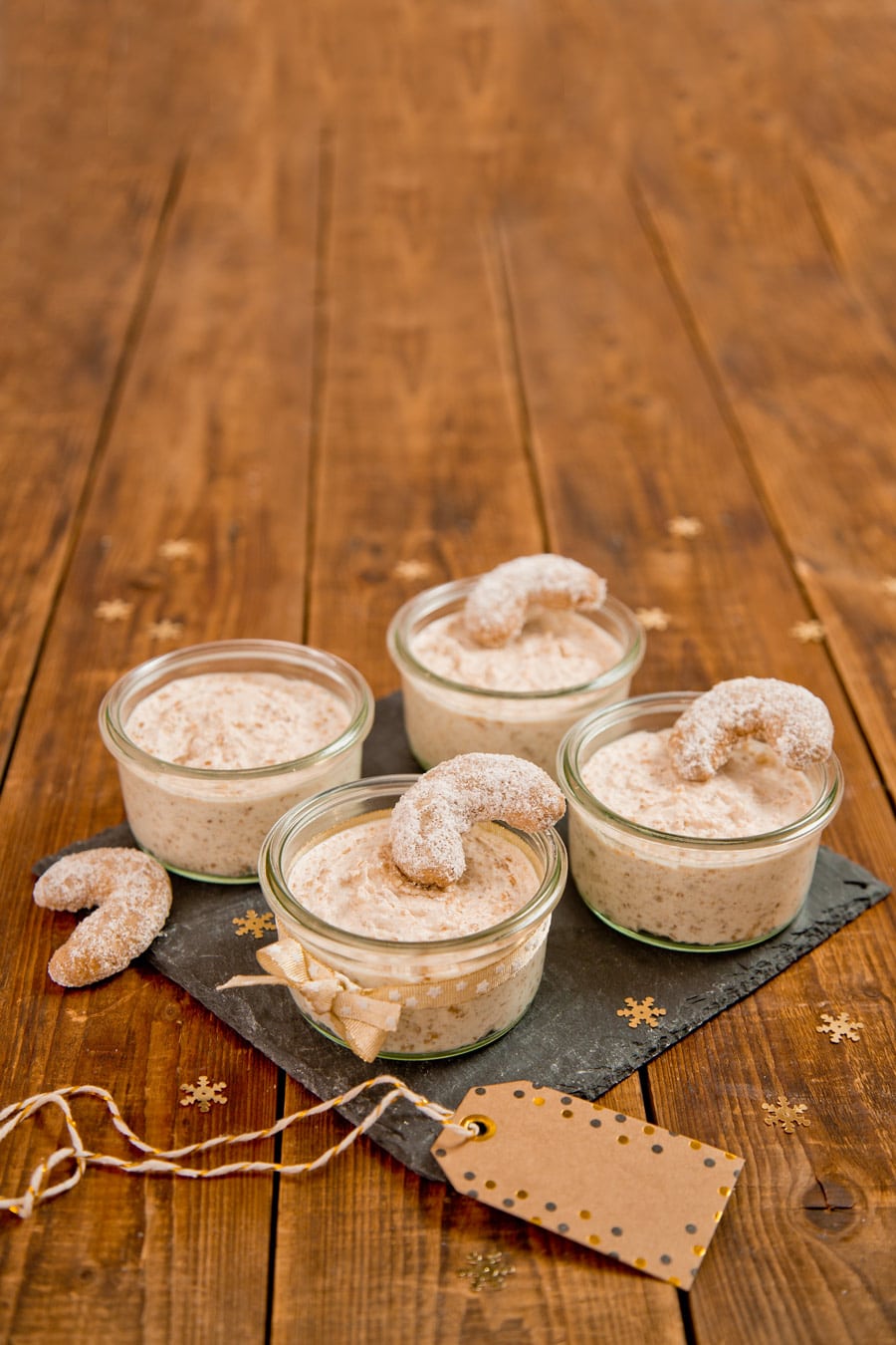 Vanillekipferl-Mousse Arbeitszeit 25 Min.Gesamtzeit 25 Min. 6 WECK-Sturzgläser à 165 ml